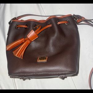 Dooney and Bourke - Pebble Grain Kendall Crossbody - Dark Brown